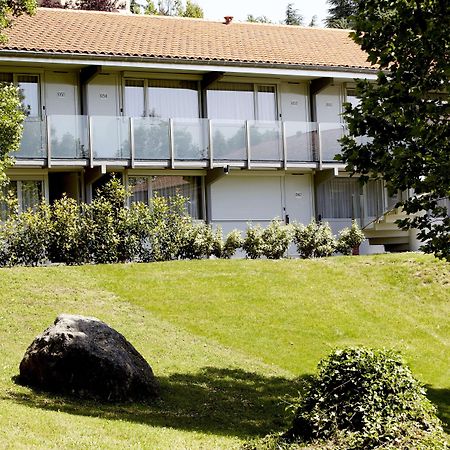 Kyriad Lyon Sud Sainte Foy Exterior foto