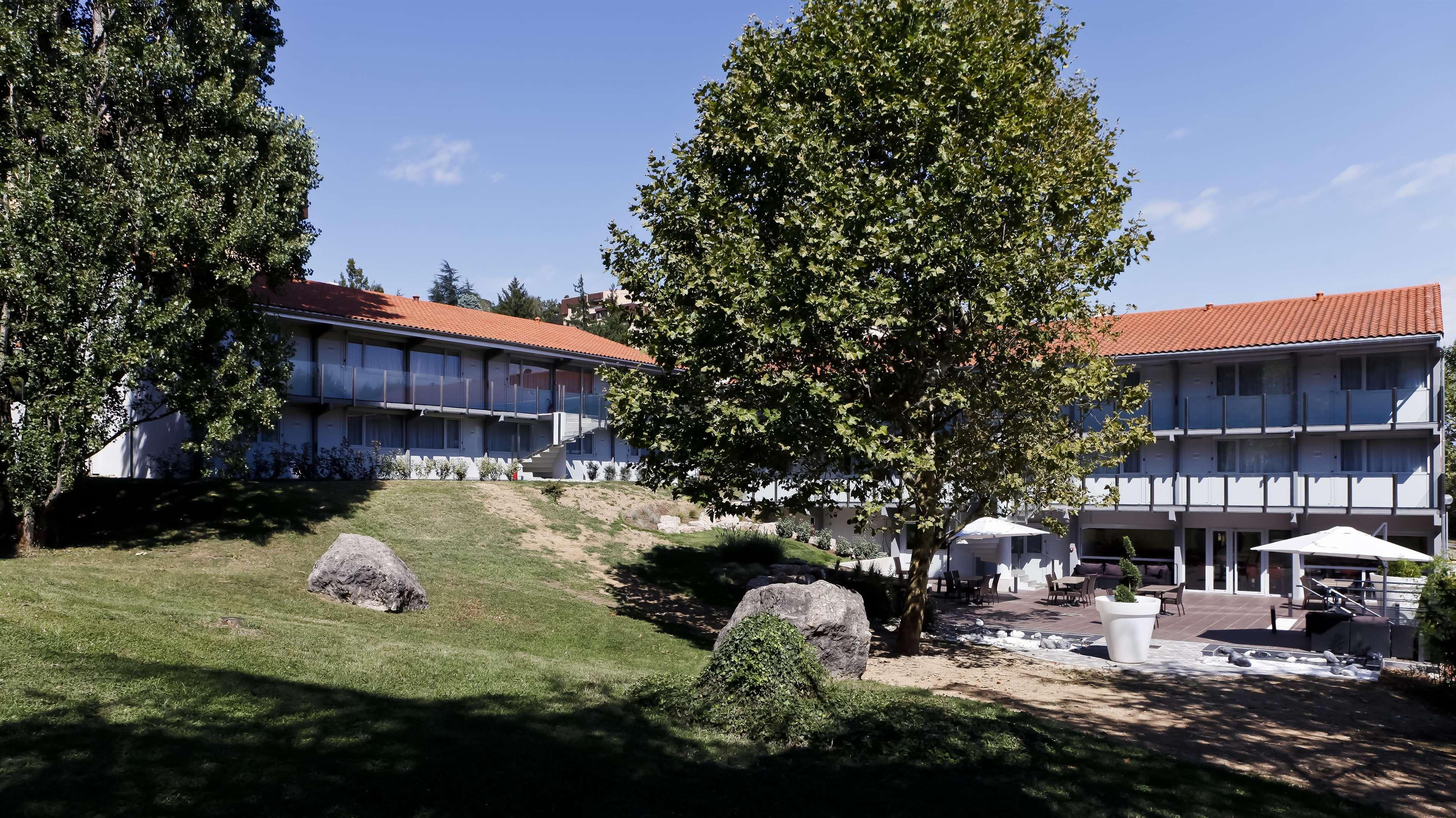 Kyriad Lyon Sud Sainte Foy Exterior foto
